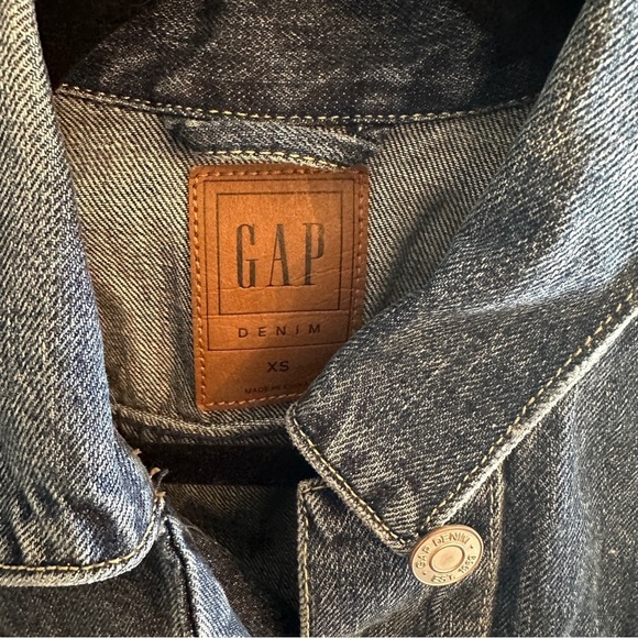 Gap Blue Jean Jacket | Size XS - Picture 2 of 8